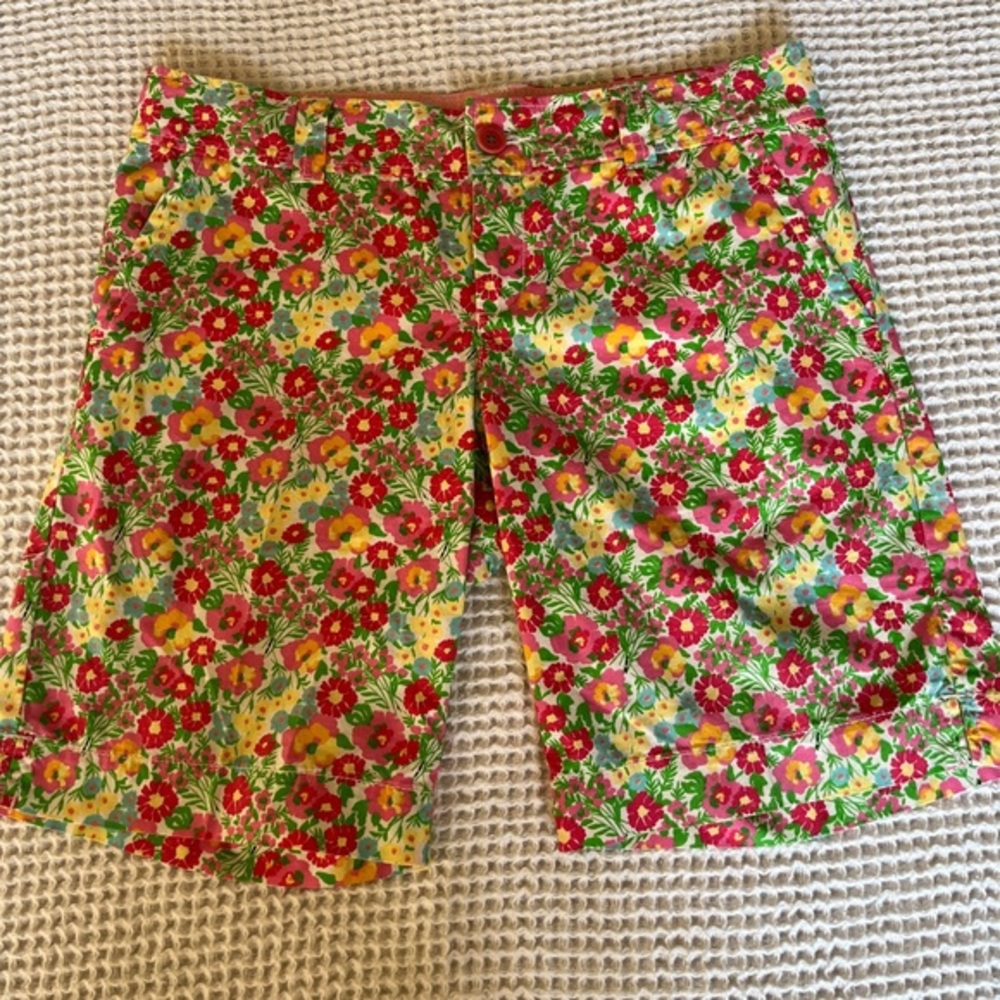 Lilly Pulitzer Colombo Sri Lanka Cotton Floral Shorts 8" inseam Size 8